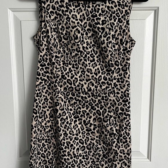 Pale leopard print sheath dress | full length back zipper | sleeveless - Picture 7 of 12
